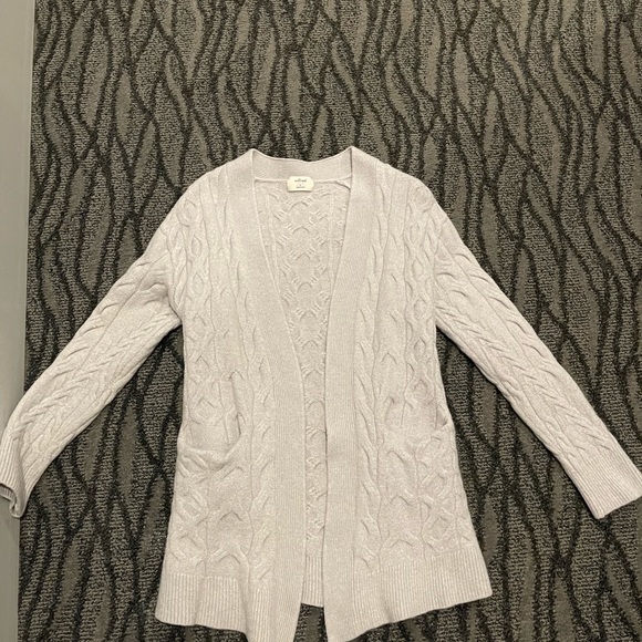 Aritzia Wilfred cardigan 100% Merino wool. - Picture 6 of 11